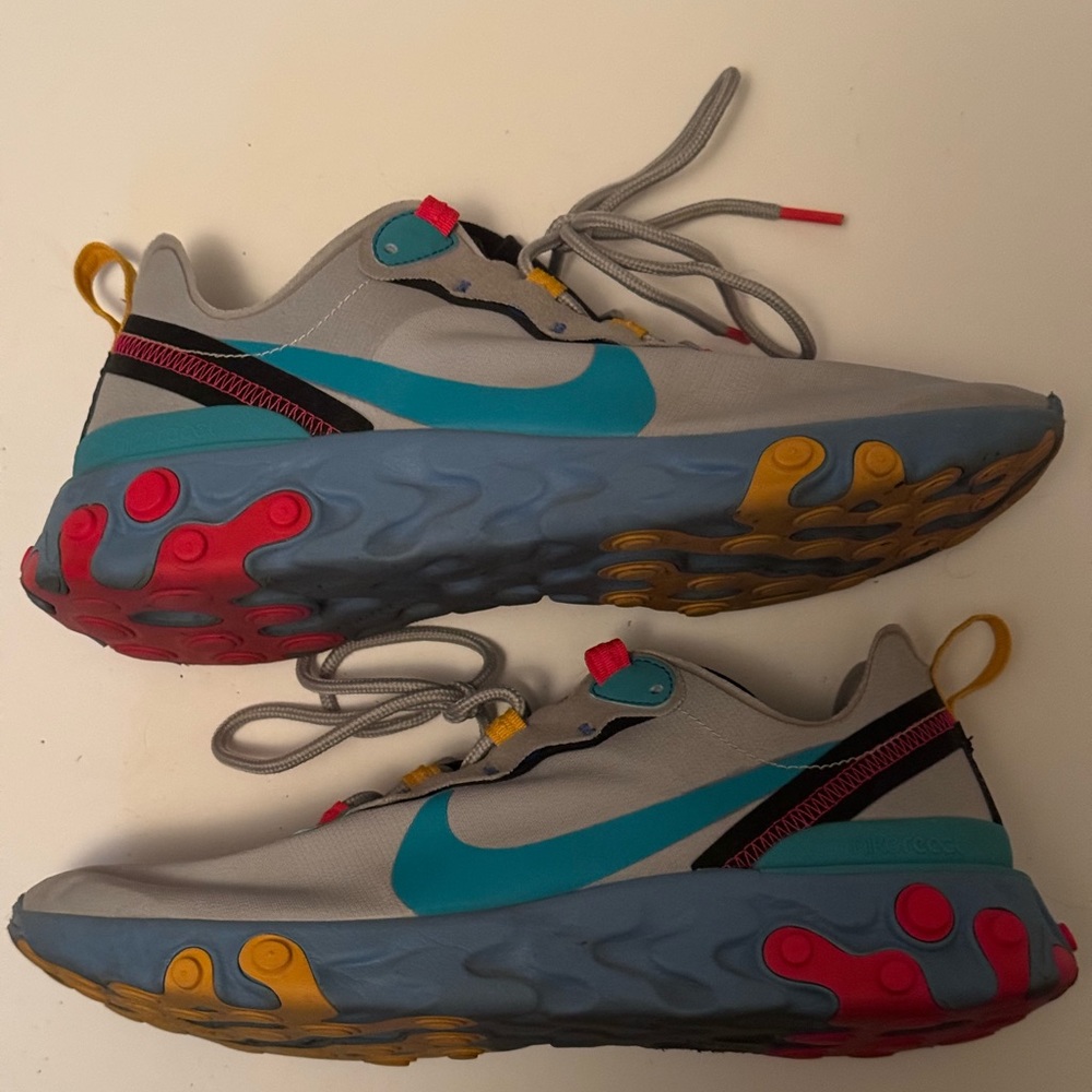 Nike react element 55 teal nebula size 8.5 mens